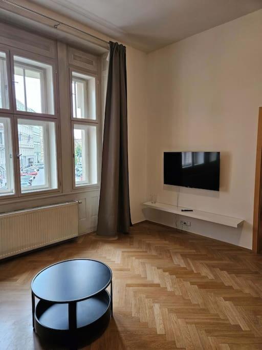 Spacious Elegance - A Gem Praha